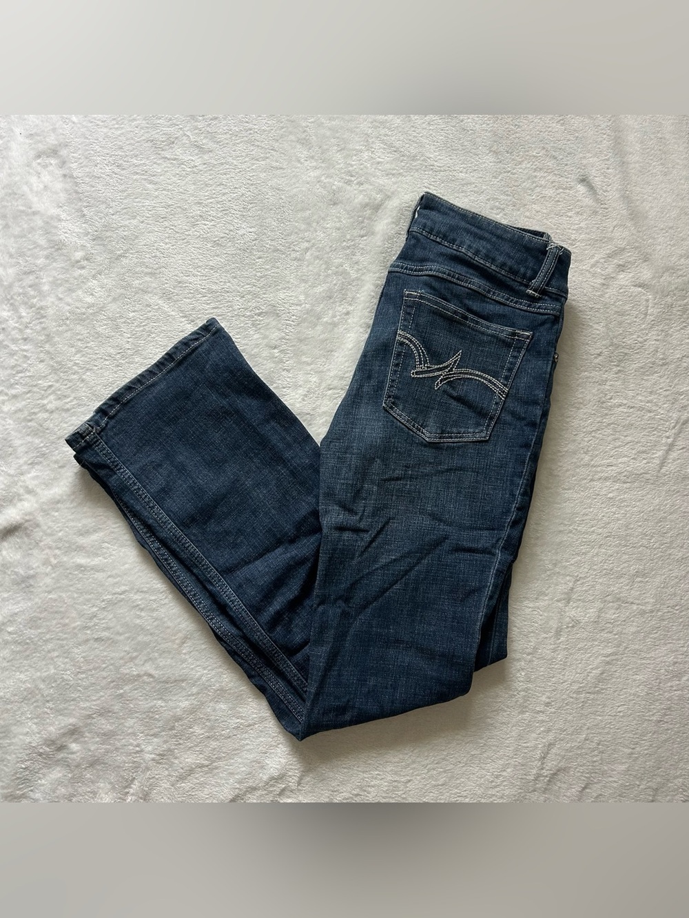 Wrangler Dark Wash Jeans – Size 3x27